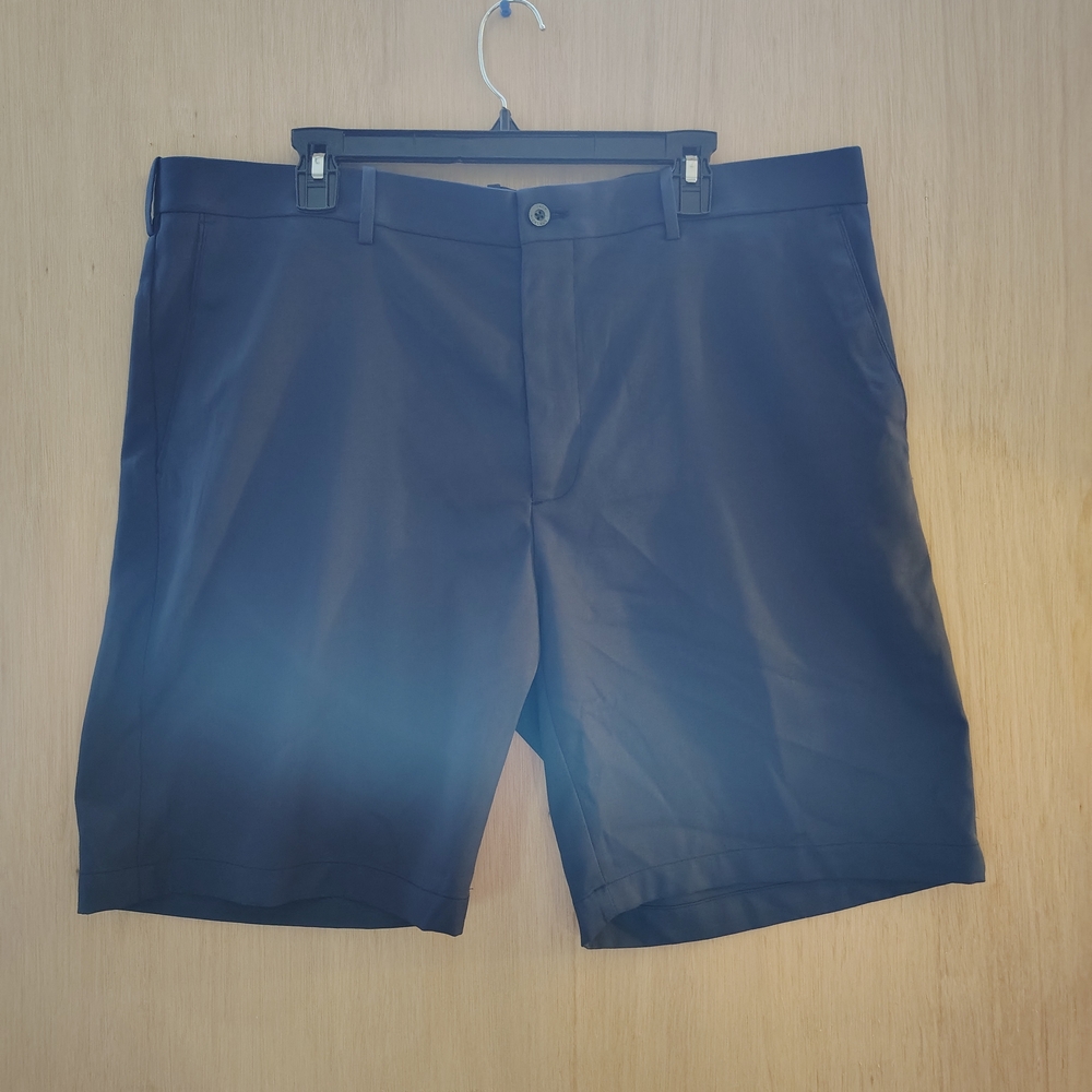 Men's Flat Front Shorts in Navy